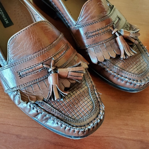Bostonian Brown Leatger Tassel Loafers Size 9 - Picture 2 of 7